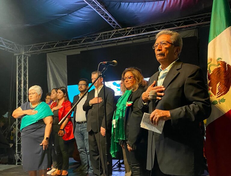Imágenes del exitoso «Grito de Independencia» organizado por el Comité Cultural Mexicano de Chicago…