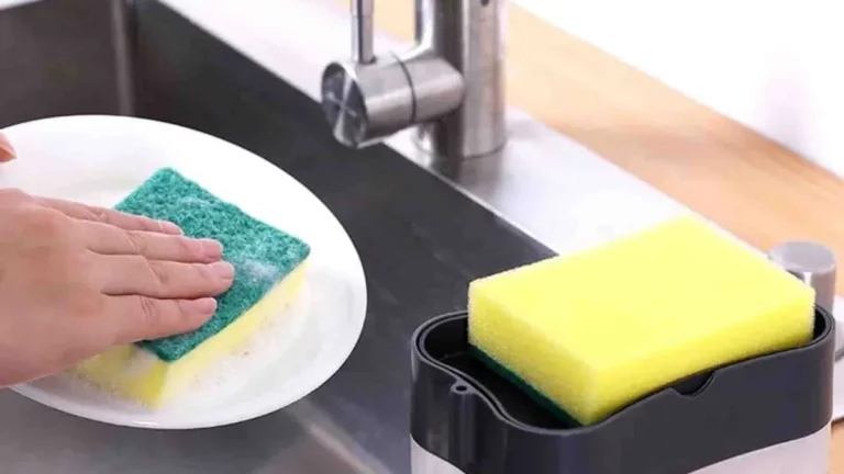 Truco Para Desinfectar Las Esponjas De La Cocina