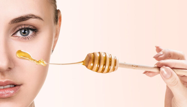 Así Se Debe Usar La Miel Para Rejuvenecer El Rostro Después De Los 40 Años