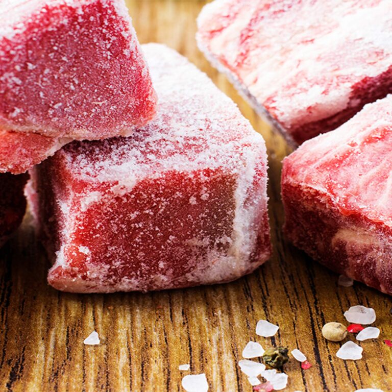 NO DESCONGELAR LA CARNE CON AGUA CALIENTE NO DESCONGELAR LA CARNE CON AGUA CALIENTE