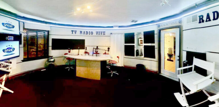 RECORDANDO A ¡RADIO VIVE!