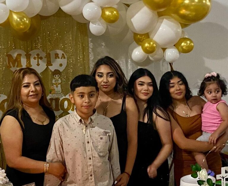 ¡Celebración por partida triple!