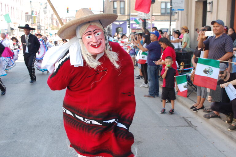 Destacada presencia de Casa Michoacán en el Desfile de Pilsen del 6 de septiembre…