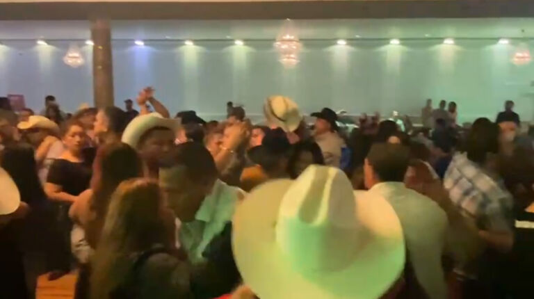 El Comité Amealco De Chicago ¡Ejemplo De Unión Y Trabajo En Equipo!