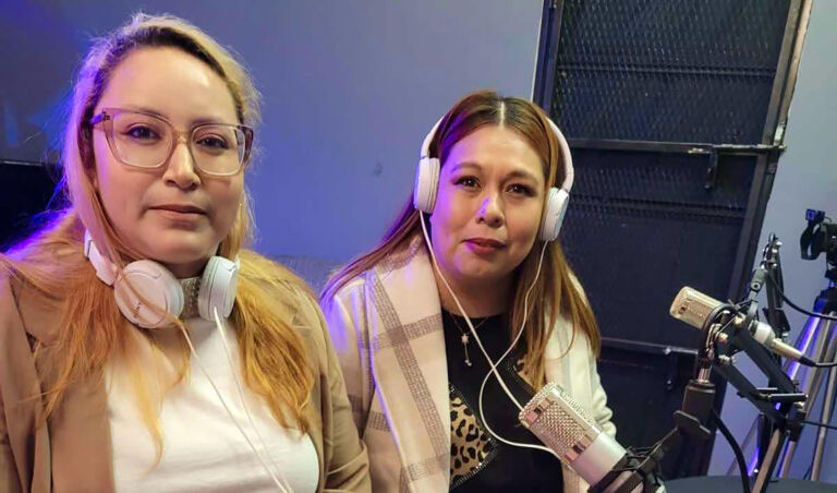 “Tejiendo caminos”, un programa de mujeres para mujeres, por Radio Vivo! “Tejiendo caminos”, un programa de mujeres para mujeres, por Radio Vivo!
