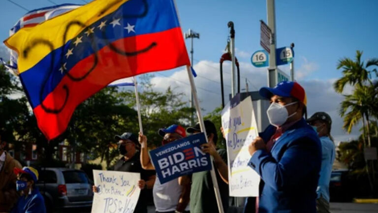 DE ÚLTIMA HORA: Corte Suprema estadounidense da ‘luz verde’ para revocar el TPS que ampara a miles de migrantes venezolanos…