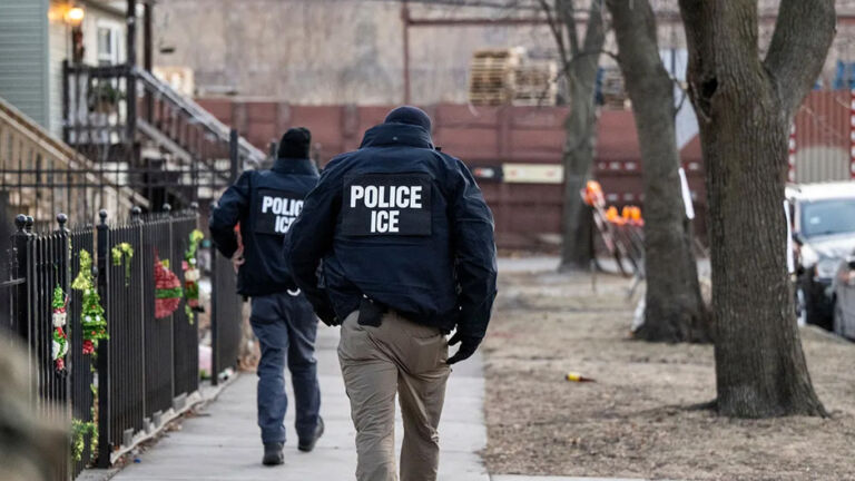 ATAQUE BRUTAL CONTRA LOS MIGRANTES ¡Chicago en estado de alerta!