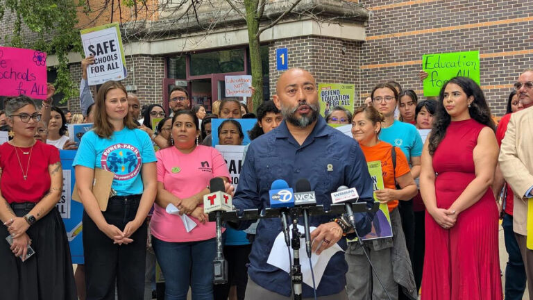 ¡Escuelas Seguras para Todos! ya es ley en Illinois …
