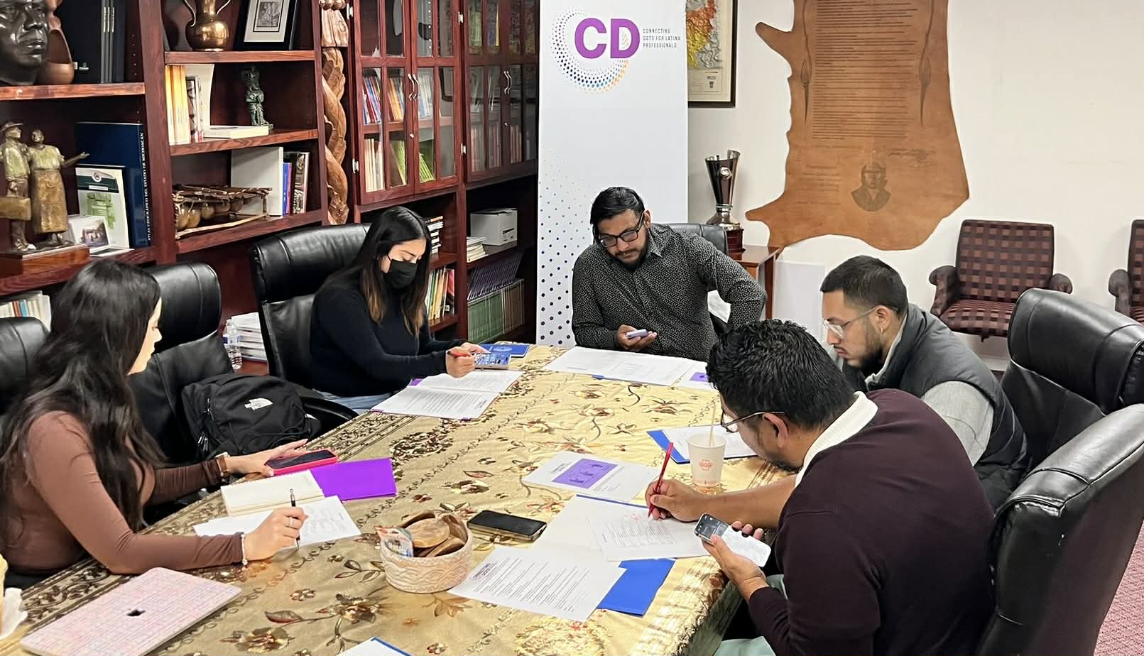 Connecting Dots for Latinx Professionals